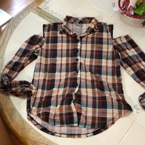 Cold shoulder colorful shirt